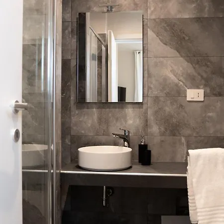 215 Colosseum - Konukevi Roma