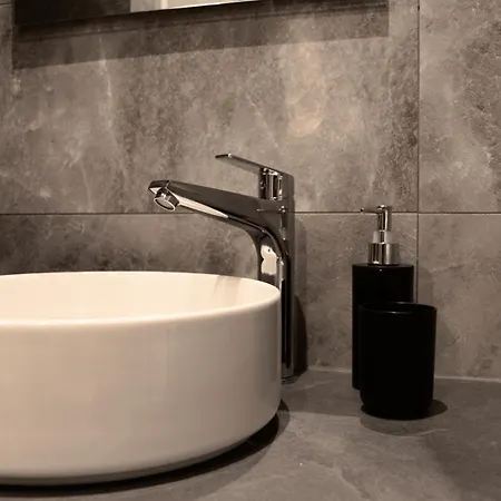 215 Colosseum - 4* Roma